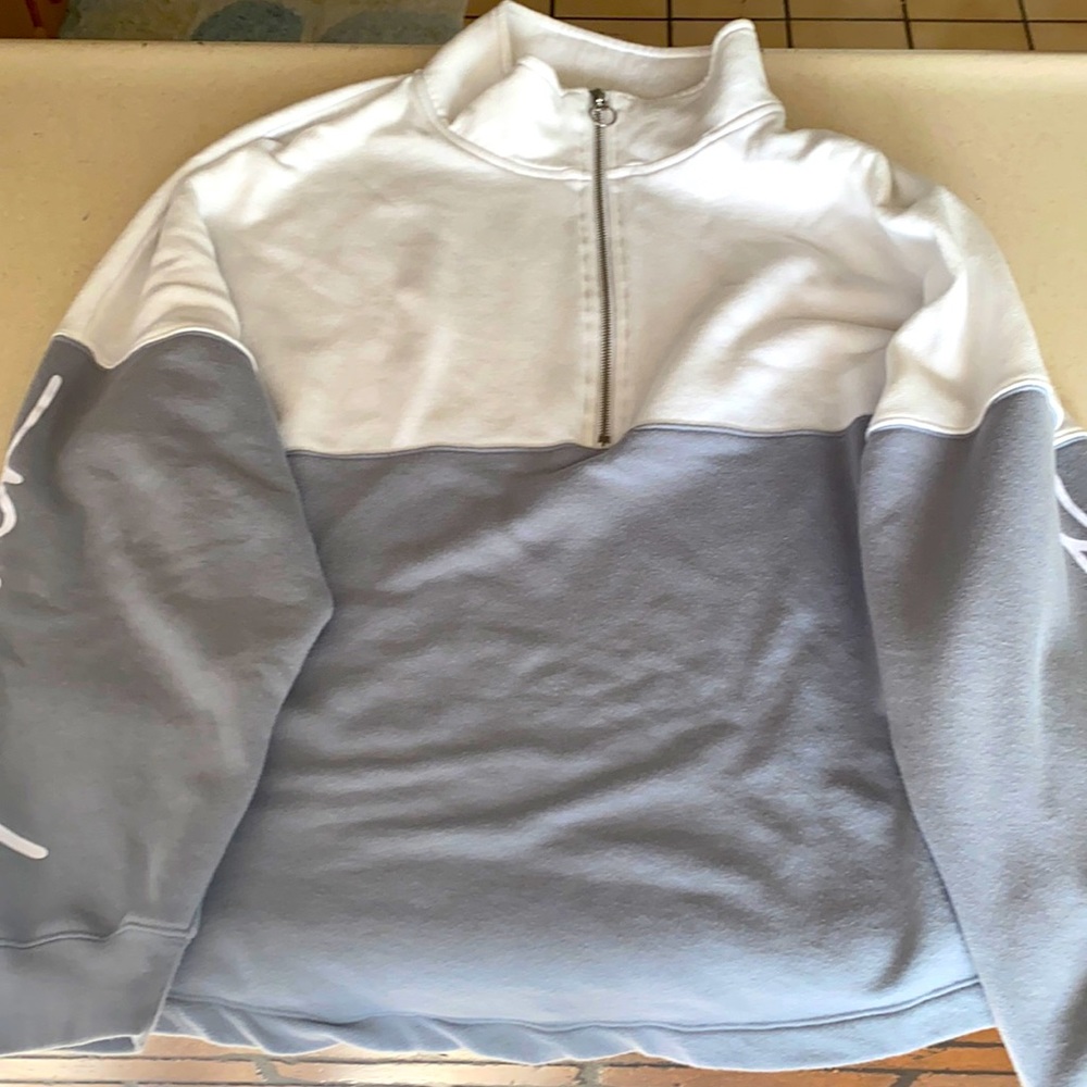 Gray and white vs pink pullover xl